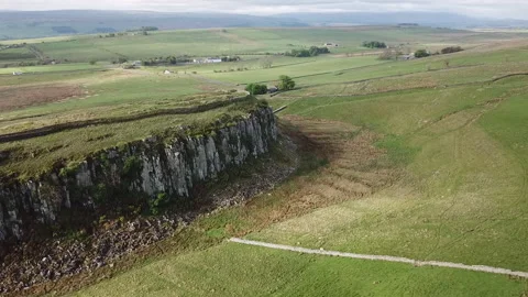 ENGLAND - HADRIAN WALL CLIFF Video stock 203932176