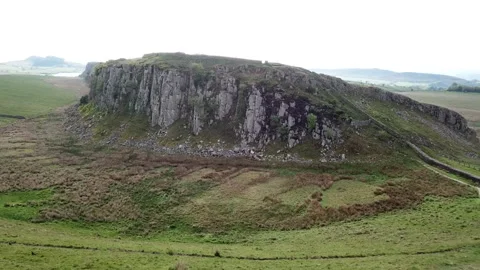 ENGLAND - HADRIAN WALL CLIFF LARGE VIEW Video stock 203932188