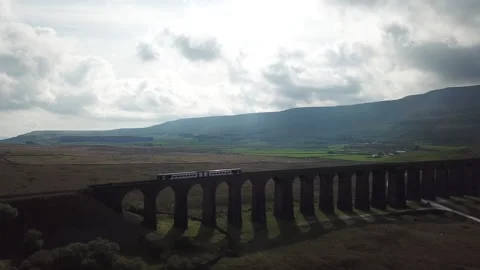 ENGLAND - TRAIN ON A VIADUC BRIDGE Stock Footage 203937277