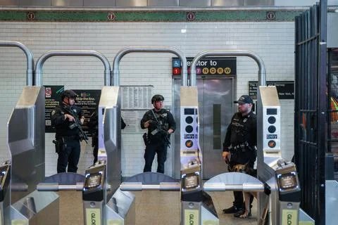 Enhanced security after terror attack outside Gracie Mansion in New York, USA -  Stock Photos