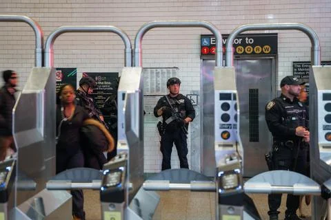 Enhanced security after terror attack outside Gracie Mansion in New York, USA -  Stock Photos
