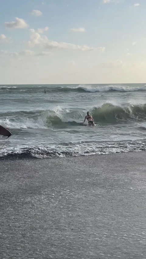 Enjoy the waves Stock Footage 213264680