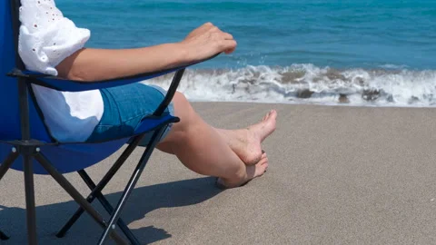 Enjoy your vacation by the ocean Stock Footage 300083152