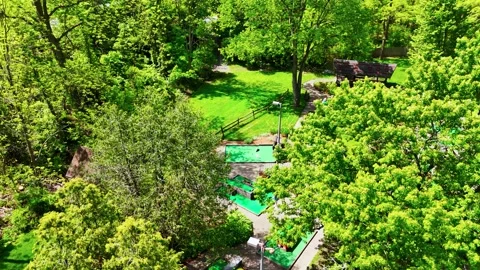 Enjoyable - Fairmount Mini Golf - Syracuse, NY 库存影片 336516128