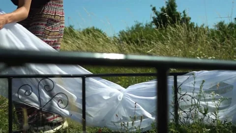 Ensembling arch of happiness Video stock 232759463