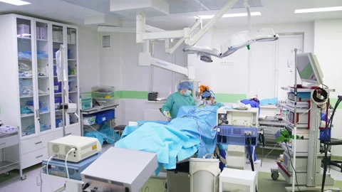 Entering large technologically equipped modern surgery room. Video stock 196474264