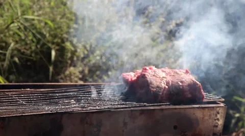 Entrecote on grill 02 Vidéo 27798689