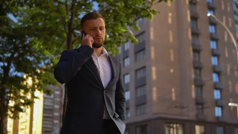 Entrepreneur using smartphone in city Stock Footage 90733889