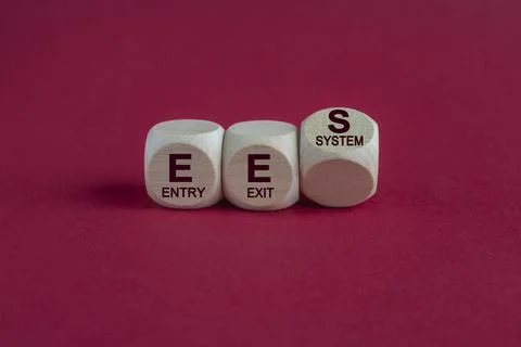 Entry Exit System symbol. Cubes form the acronym EES - Entry Exit System. Stockfoto's