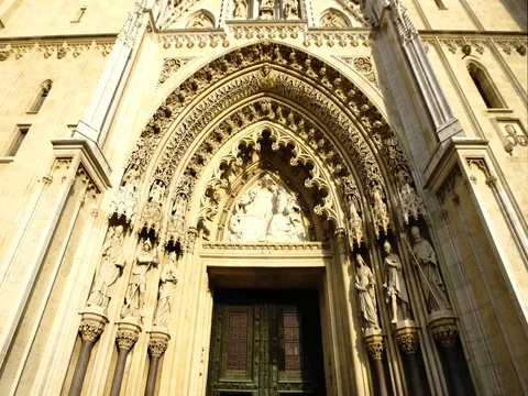 Entry of the Zagreb Cathedral Video stock 74371992