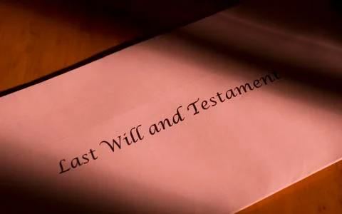 Envelope reading last will and tetament Фото