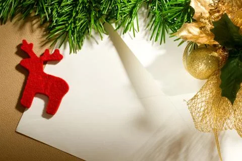 Envelope on the xmas background Foto stock