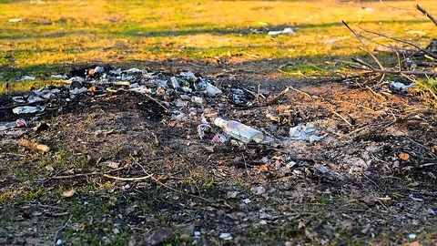 Environmental disaster. mountains of garbage, plastic, Video stock 105818675