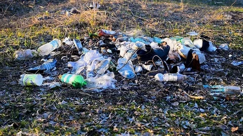 Environmental disaster. mountains of garbage, plastic, Video stock 105821122
