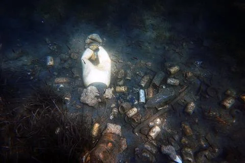 Environmental problem of plastic and other rubbish pollution under the sea Photos