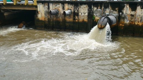 Environmental Video After a heavy rain the sewer system of the big city is dr Video stock 95987236