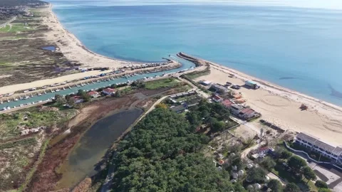 Epic 4K Cinematic Drone View of a Breathtaking Natural Landscape at Golden Hour 库存影片 331946823