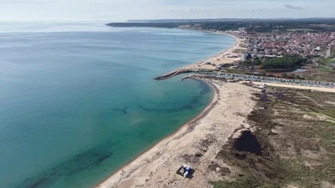 Epic 4K Cinematic Drone View of a Breathtaking Natural Landscape at Golden Hour 库存影片 331946867