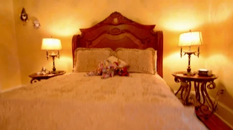 Epic Bedroom Jib Shot Stock-Footage 46490975