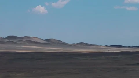 Epic Drone Establishing Shot Barren Colorful Badlands Valley 스톡 동영상 336941922