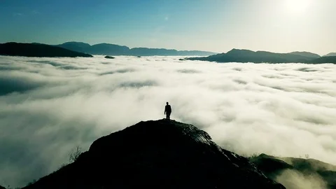 Epic mountain and cloud shot Stock Footage 99539653