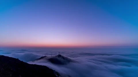 Epic Mountain Sea of Clouds Time-lapse with Rolling Mist and Nature View Stock Footage 326686000