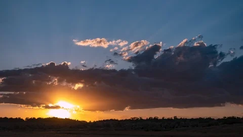 Epic sunset and the rays of the sun through the clouds. Stock Footage 113107657