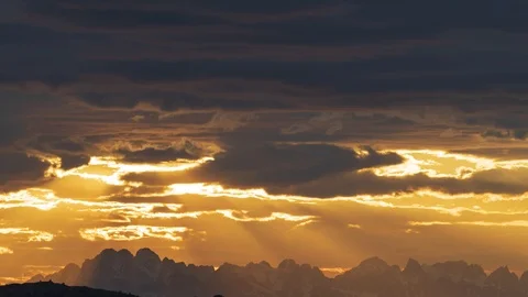 Epic Time Lapse Of Epic Sunset, Midnight Sun Over Snowcapped Mountains  스톡 동영상 93884495