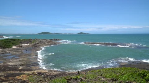 Epic view of beautiful paradise beach in Espirito Santo, Brazil. Stock Footage 129471238