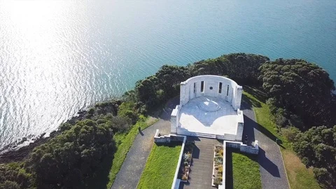 Epic View Of White Marble Memorial Park In Miramar Wellington At Sunset. 動画素材 88160698