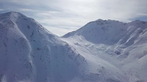 Epic white volcano in Kacmhatka. Video stock 105356940