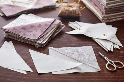 Episode of quilt sewing by method of foundation paper piecing 스톡 사진