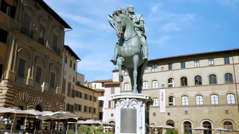 The equestrian statue of Cosimo I de Medici in Florence, Italy Stock Footage 160929669