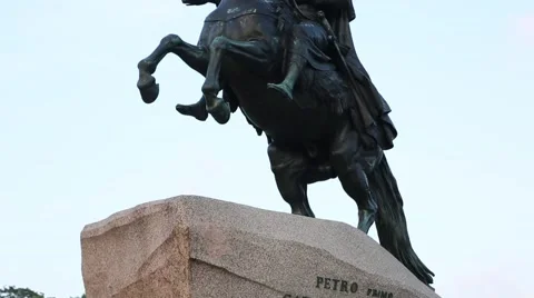 Equestrian statue of Peter the Great in Saint-Petersburg Stock Footage 67339987