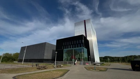 Equinix AM4 Data Center in Amsterdam, Digital Infrastructure and Technology. 库存影片 345011114