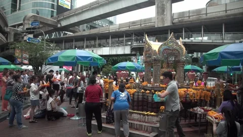 Erawan Shrine at the Ratchaprasong District. Stock Footage 250426532