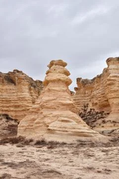 Eroded limestone column or stack at Castle Rock Foto stock