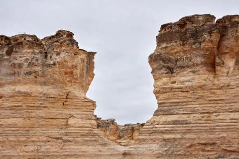 Eroded limestone rock faces at Castle Rock Foto stock