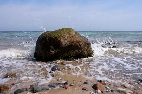 Erratic block - Surf 库存照片