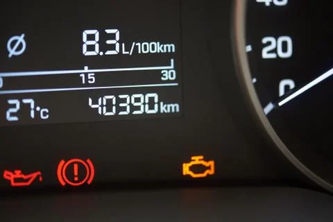 Error signs on car dashboard Foto stock
