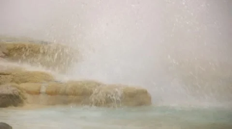 Erupting small geyser closeup. Video stock 8687318