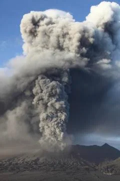 Eruption of ash cloud from Mount Bromo volcano, Tengger Caldera, Java, 스톡 사진