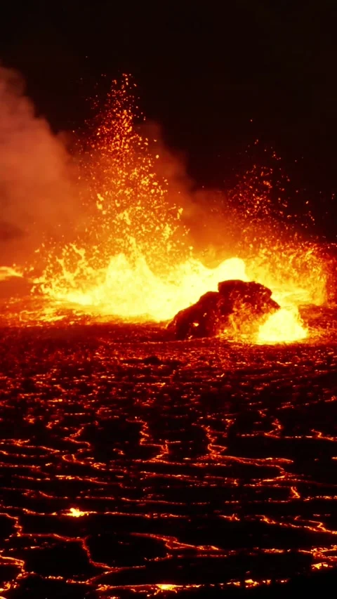 Eruption of Geldingadalir volcano in 202... | Stock Video | Pond5