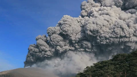 Eruption of Shinmoedake Stock Footage 327554103