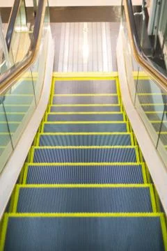 An escalator almost to the floor Foto stock