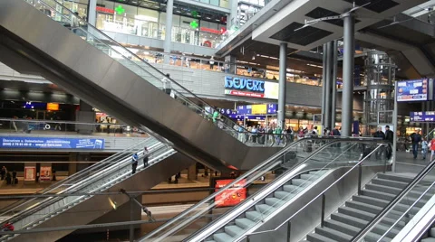 Escalator and shops in Berlin central railway station Stock Footage 41802280