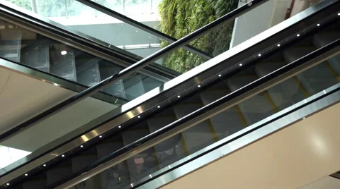 Escalator in building Video stock 60250039