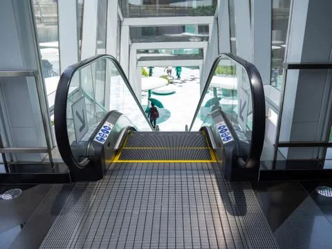 Escalator electronic system moving filter, Escalator in Community Mall, Shopp Stock Photos