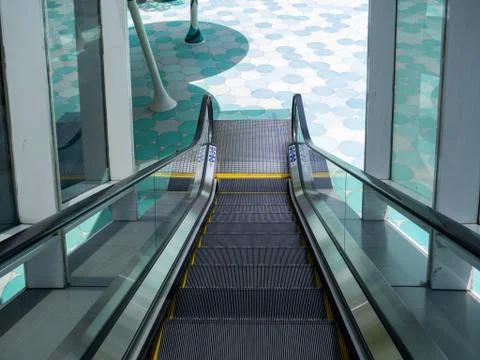 Escalator electronic system moving filter, Escalator in Community Mall, Shopp Stock Photos