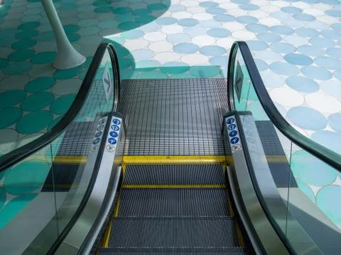 Escalator electronic system moving filter, Escalator in Community Mall, Shopp Stock Photos